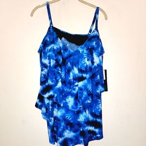 💙🩵Women's Blue Swim Top NWT